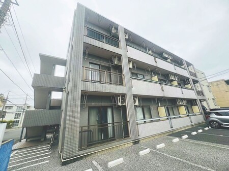 パークウエスト松波外観写真