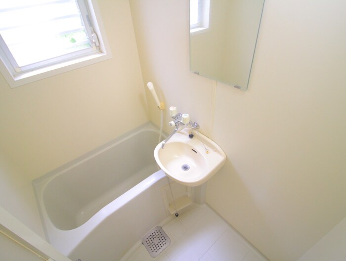 物件内観写真13　(バス／シャワールーム等)