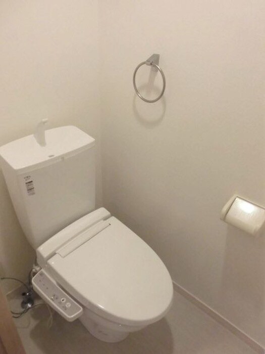 物件内観写真11　(トイレ)