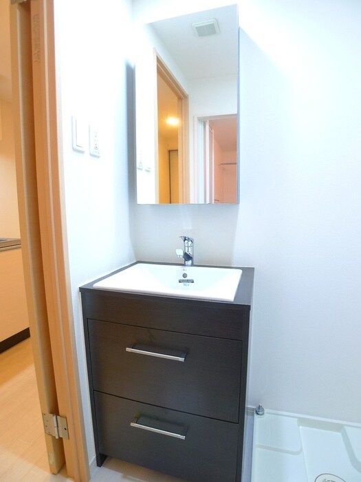 物件内観写真13　(洗面)