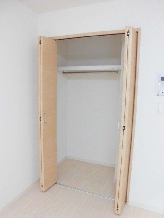 物件内観写真13　(収納)