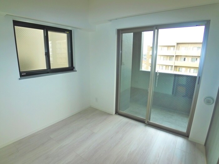 物件内観写真13　(居室)