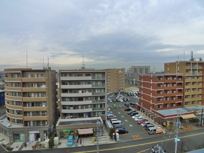 物件内観写真22　(室内からの展望)