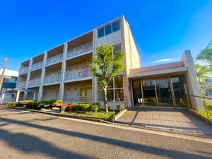 ルミエール綱島１号館外観写真