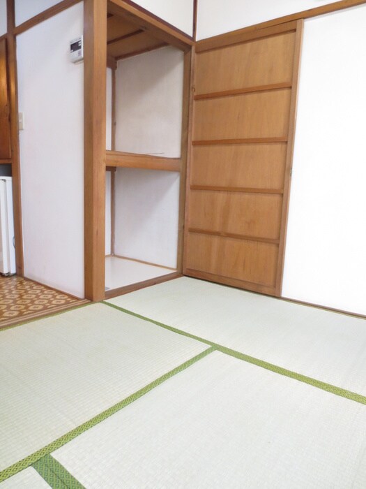 物件内観写真10　(居室)