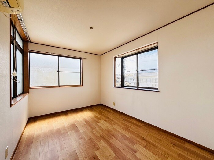物件内観写真7　(居室)