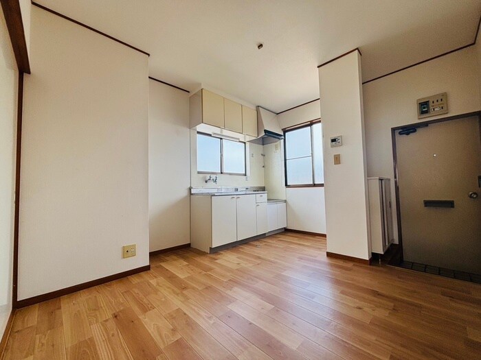 物件内観写真10　(居室)