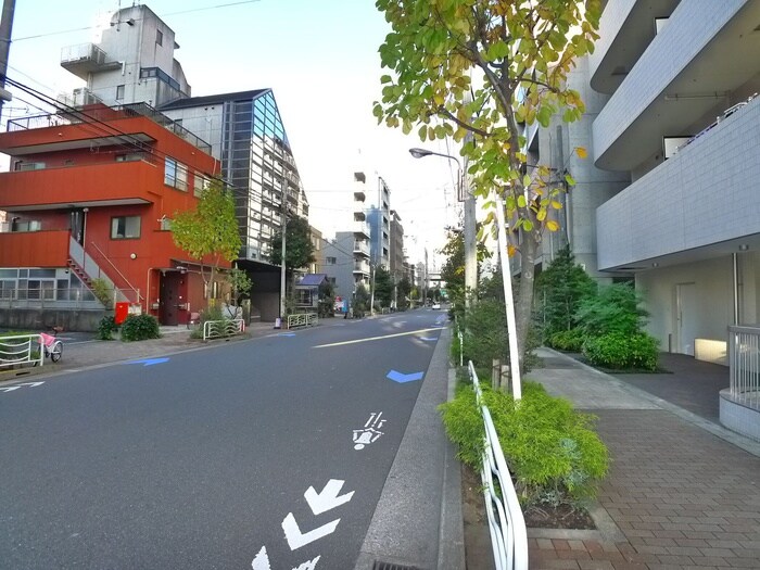 物件外観写真6　(周辺環境)