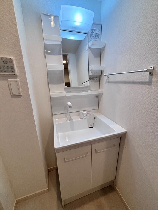 物件内観写真18　(洗面)