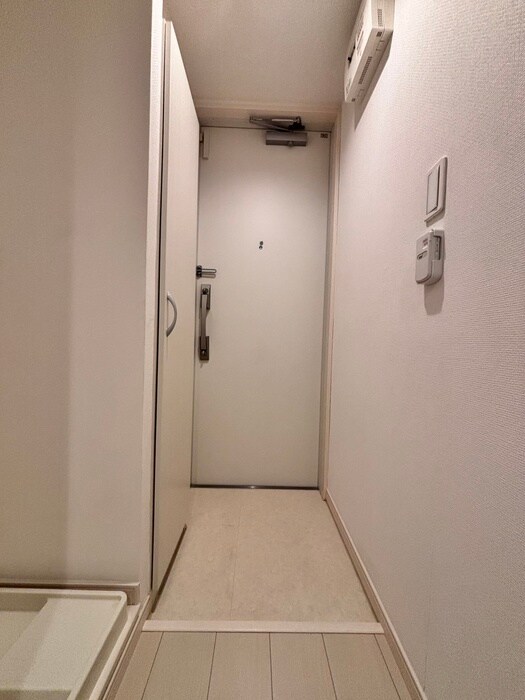 物件内観写真21　(玄関)