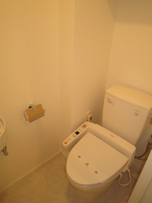 物件内観写真15　(トイレ)