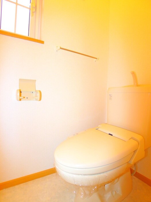 物件内観写真12　(トイレ)
