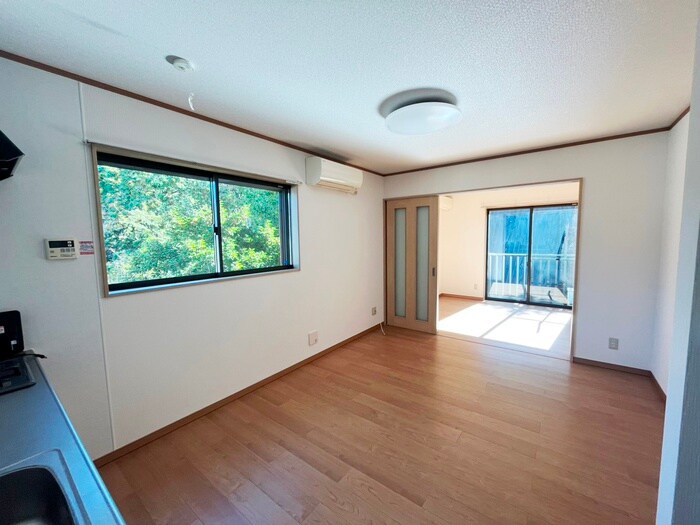 物件内観写真7　(居室)