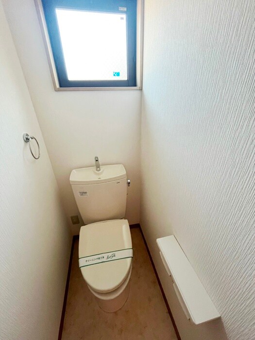 物件内観写真14　(トイレ)