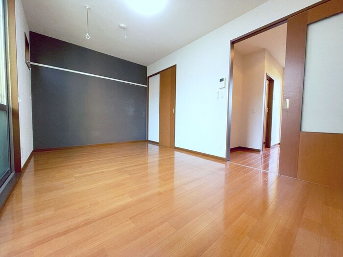 物件内観写真6　(居室)