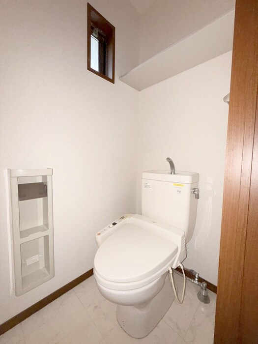 物件内観写真11　(トイレ)