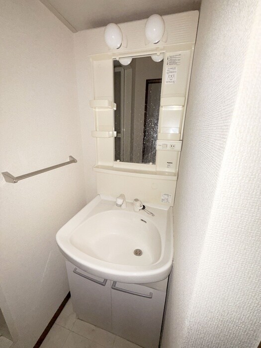 物件内観写真12　(洗面)