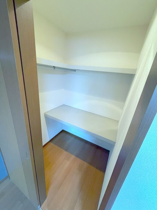 物件内観写真13　(収納)