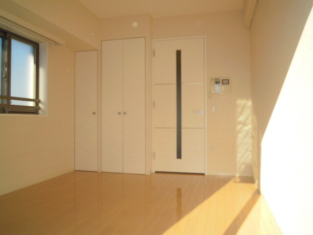 物件内観写真8　(廊下)