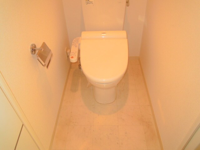 物件内観写真13　(トイレ)