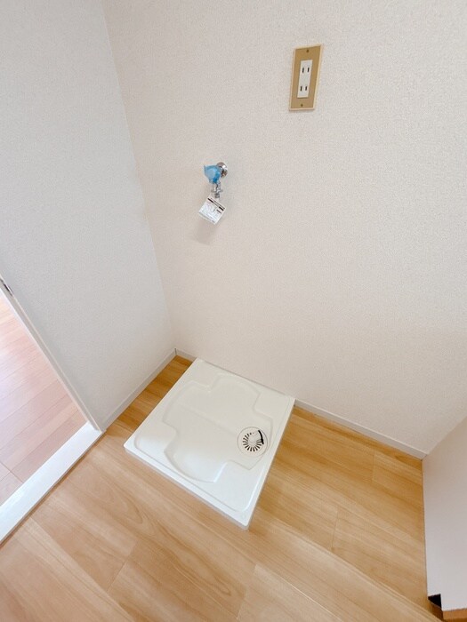 物件内観写真19　(洗濯機置場)