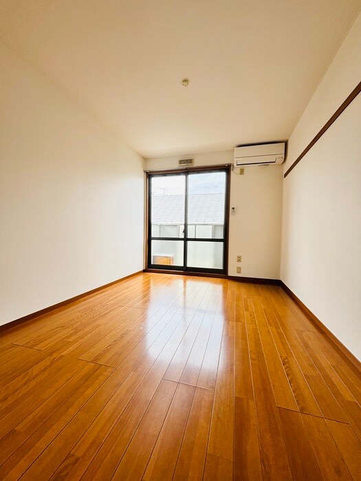 物件内観写真18　(居室)