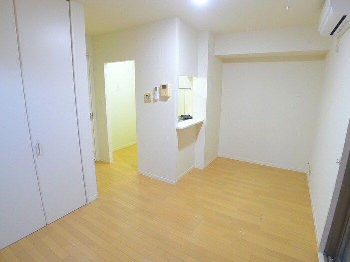 物件内観写真6　(居室)