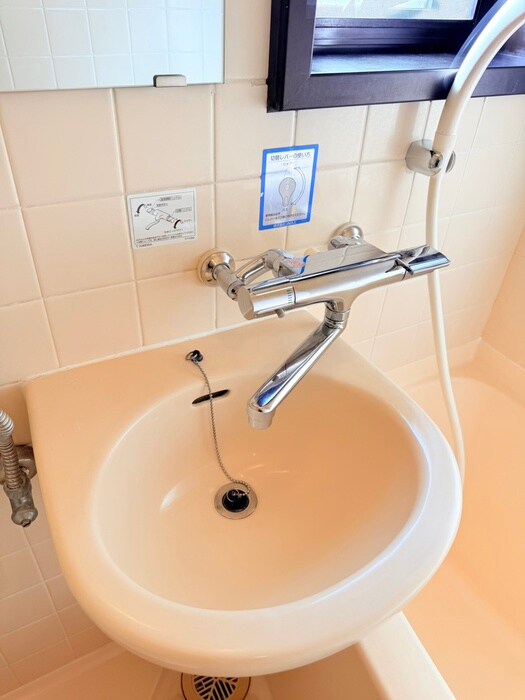 物件内観写真12　(洗面)