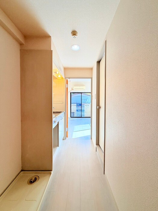 物件内観写真20　(廊下)