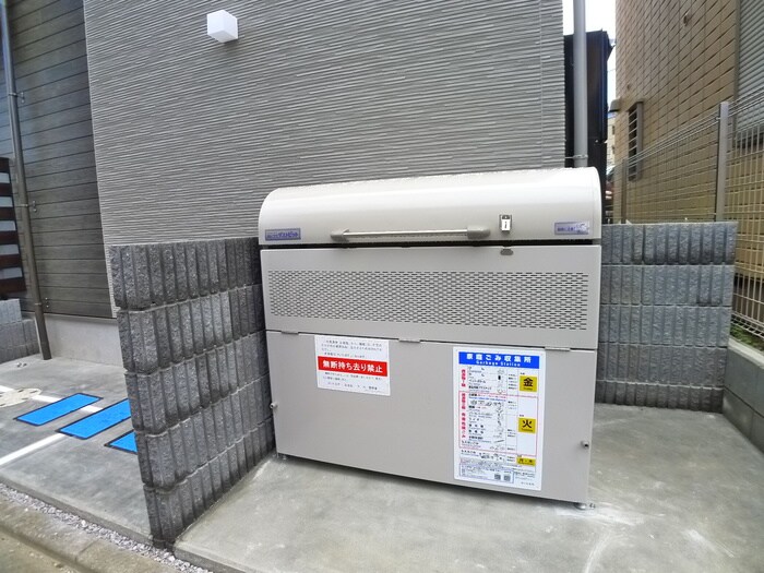 物件外観写真4　(建物設備)