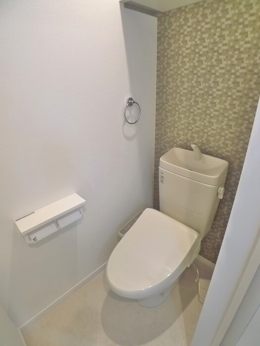 物件内観写真12　(トイレ)