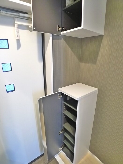 物件内観写真18　(靴箱)