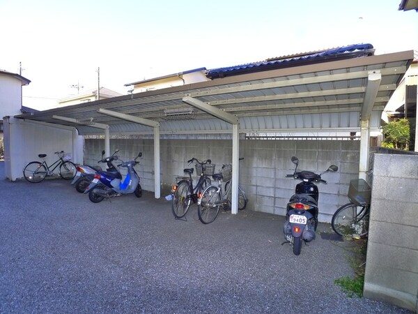 駐輪場