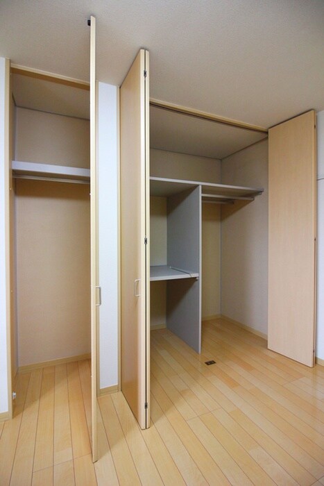 物件内観写真9　(収納)
