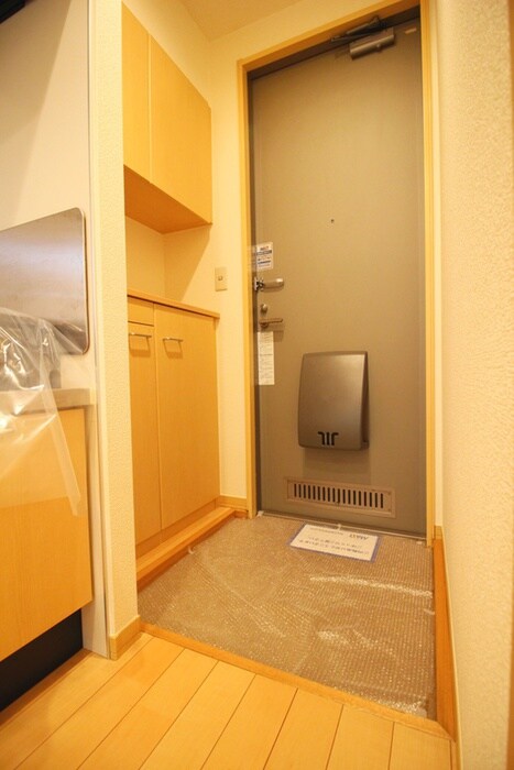 物件内観写真14　(玄関)