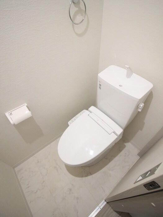 物件内観写真13　(トイレ)