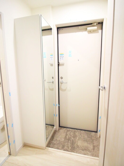 物件内観写真15　(玄関)