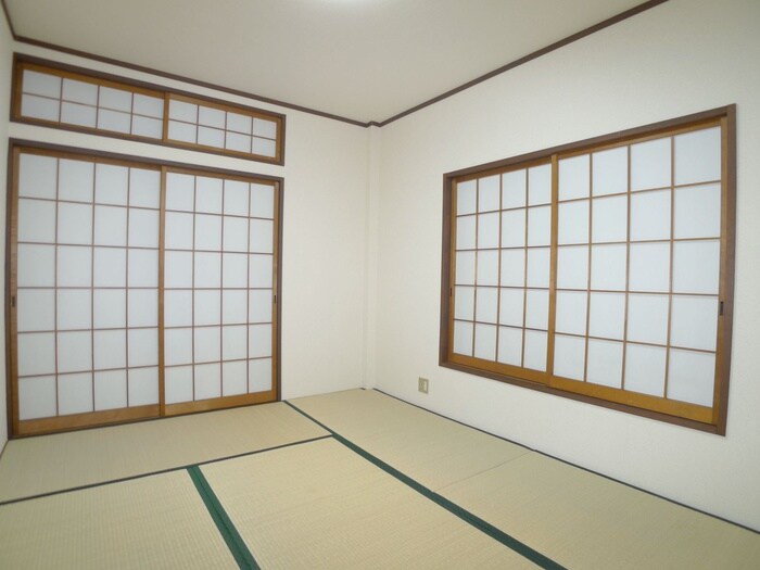 物件内観写真11　(ベランダ・バルコニー)