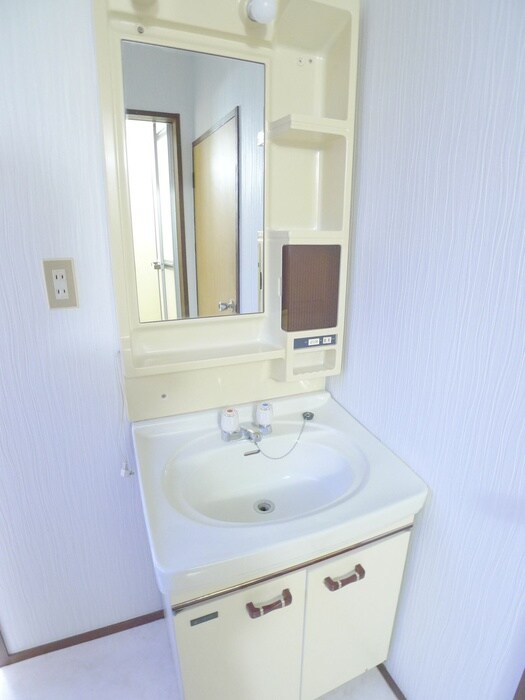 物件内観写真13　(洗面)