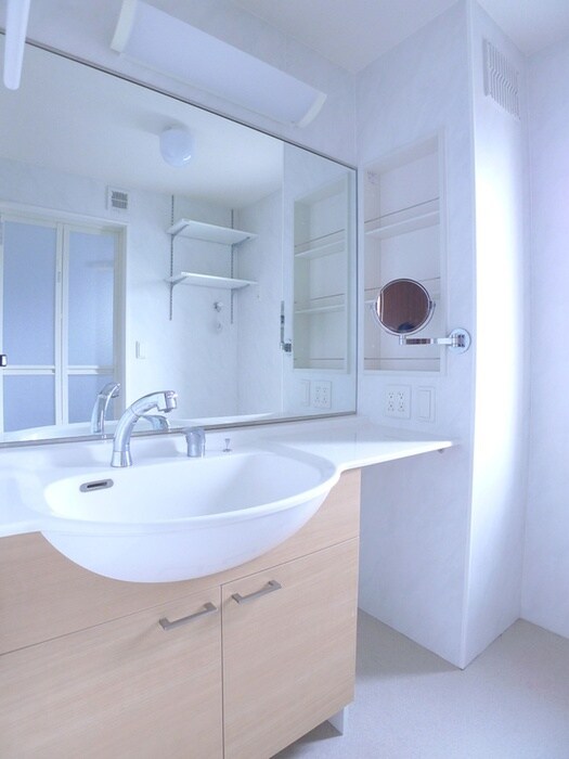 物件内観写真13　(洗面)