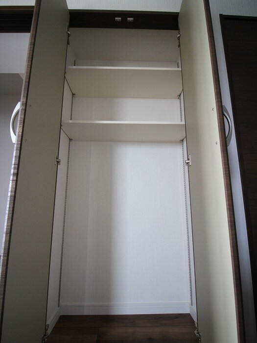 物件内観写真9　(収納)