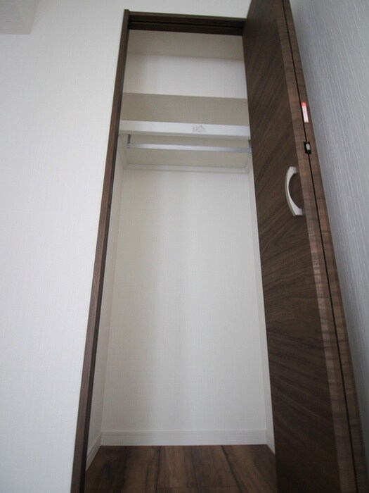 物件内観写真10　(収納)