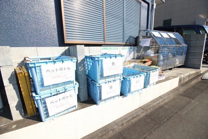 物件外観写真6　(建物設備)