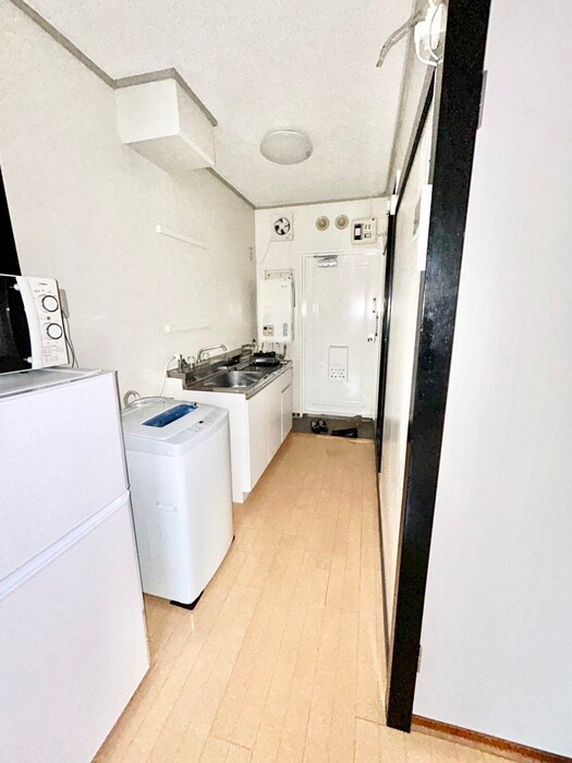 物件内観写真19　(廊下)