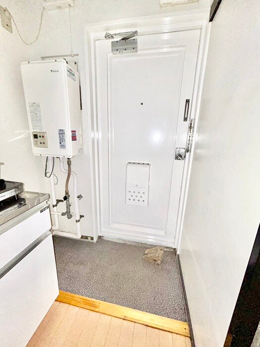 物件内観写真20　(玄関)