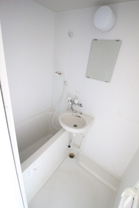 物件内観写真13　(バス／シャワールーム等)