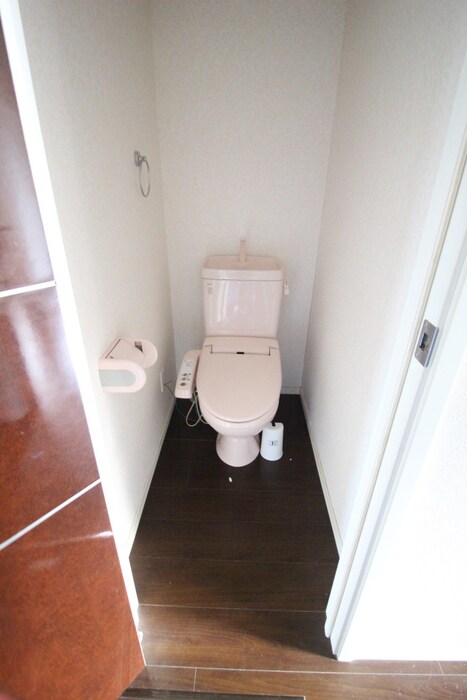 物件内観写真14　(トイレ)