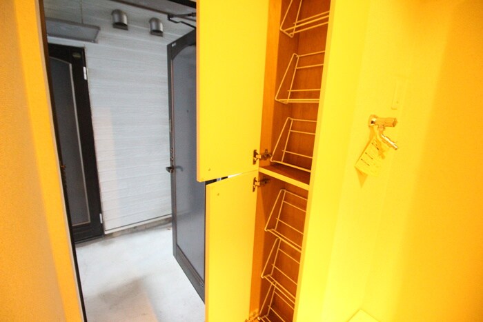 物件内観写真20　(玄関)