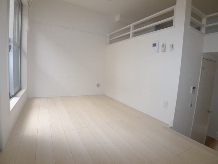 物件内観写真4　(居室)