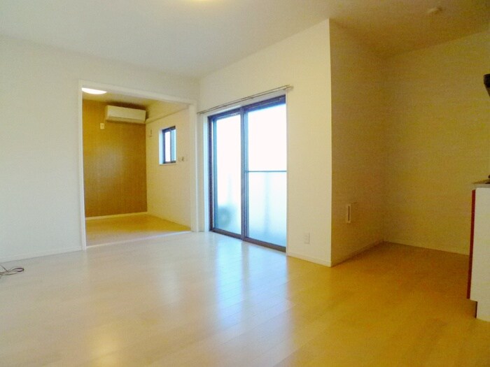 物件内観写真10　(居室)